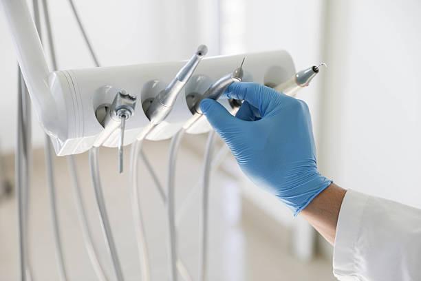 Professional Dental Crowns And Bridges technician working in Edinburg, VA